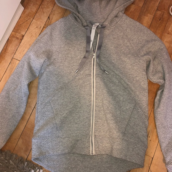 Lululemon catch a moment hoodie - Picture 5 of 6